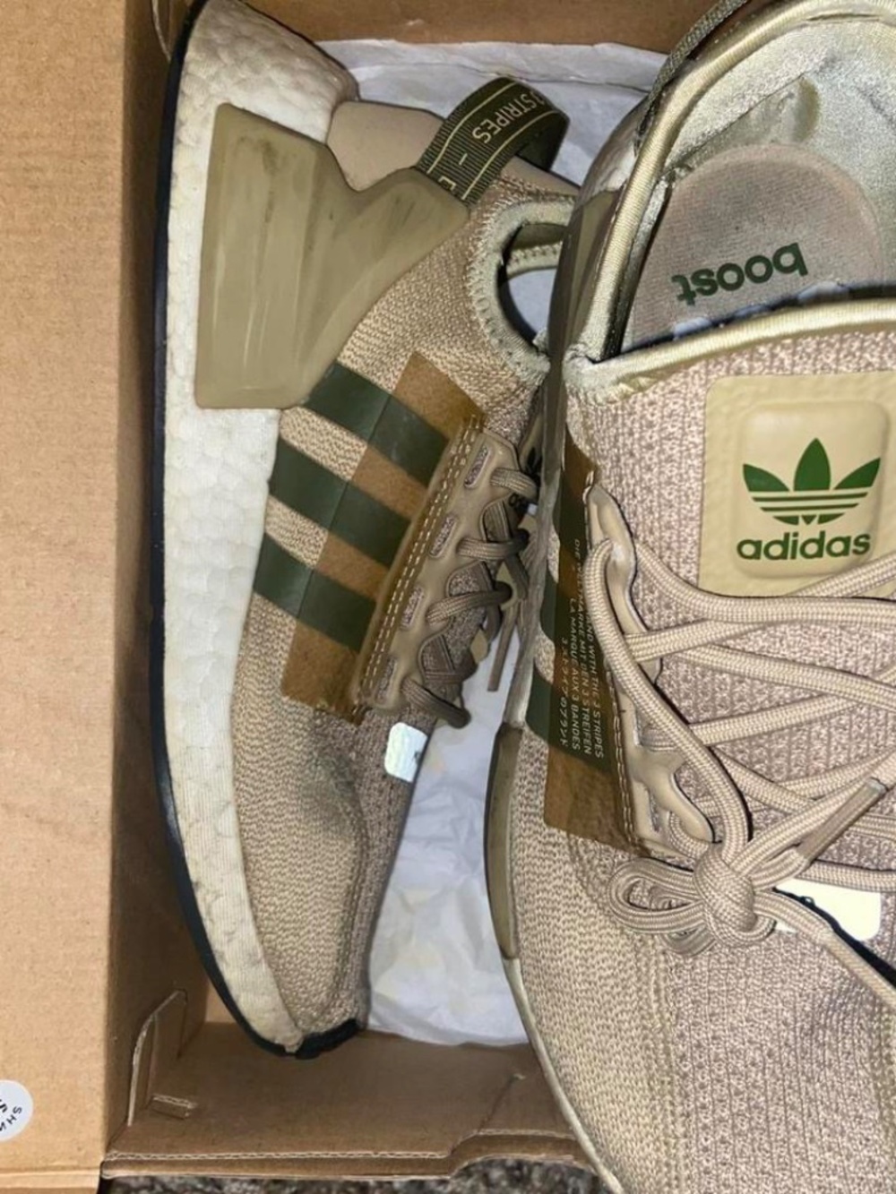 Adidas NMD R1 - Picture 2 of 3